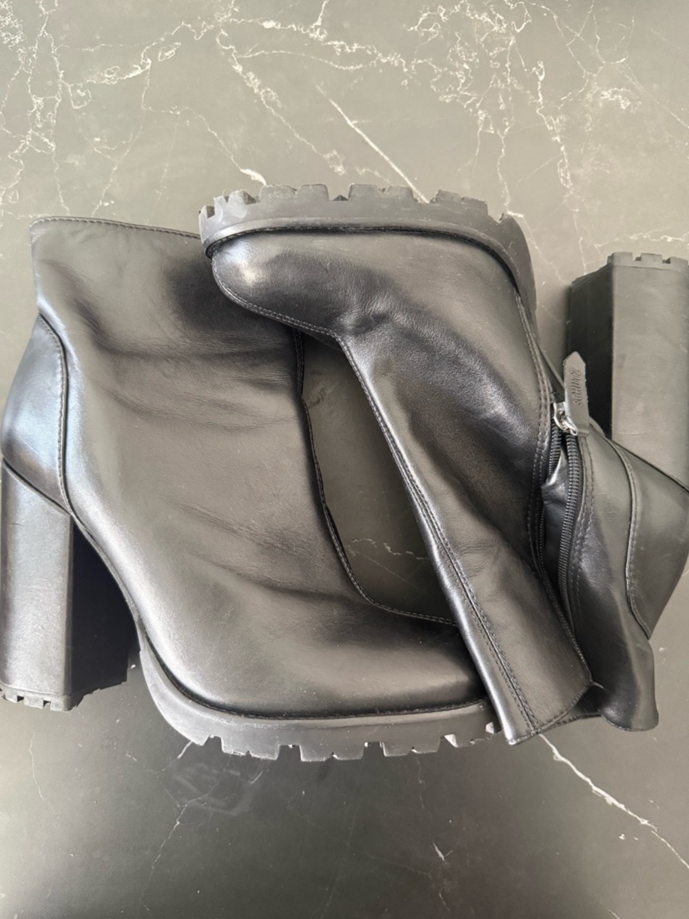 schutz boot